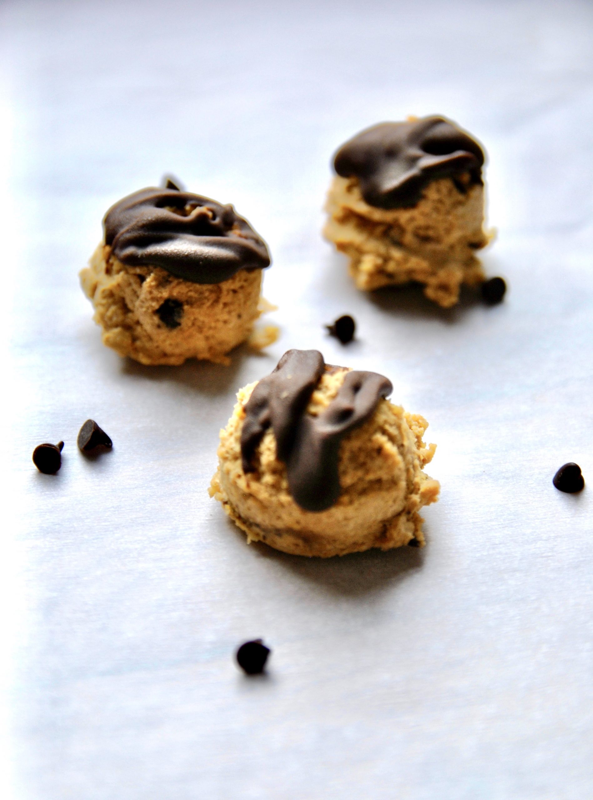 chickpea cookie dough bites